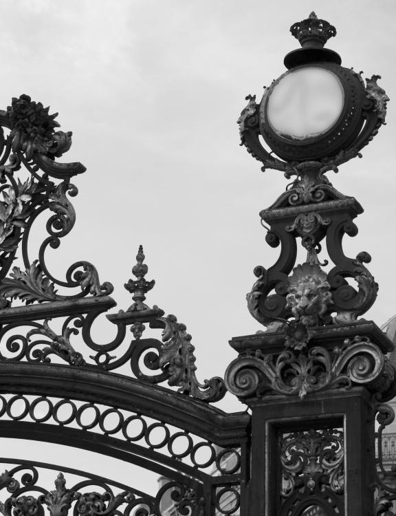 Иллюстрация к книге — В поисках Парижа, или Вечное возвращение [_251_1.jpg]