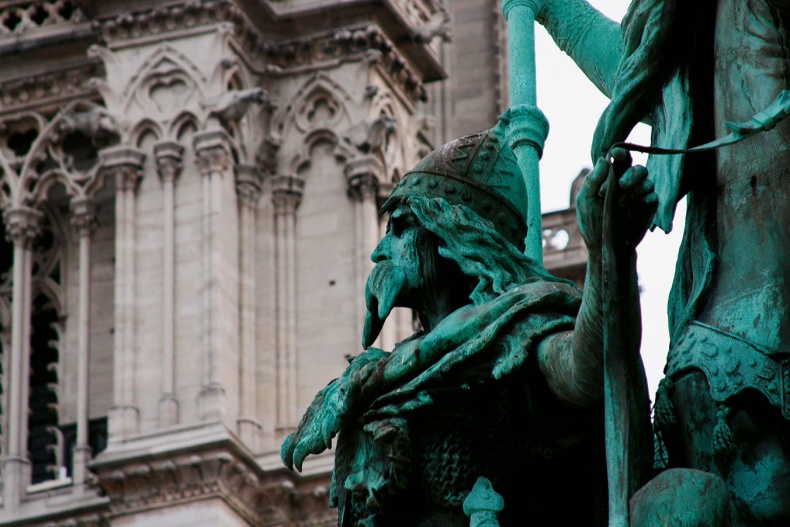 Иллюстрация к книге — Парижские подробности, или Неуловимый Париж [i_028.jpg]