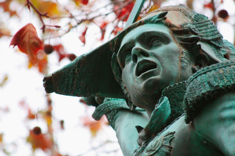 Иллюстрация к книге — Парижские подробности, или Неуловимый Париж [i_095.jpg]