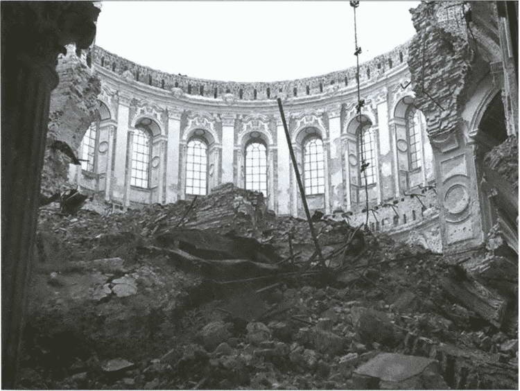 Иллюстрация к книге — Разделяй и властвуй. Нацистская оккупационная политика [i_023.jpg]