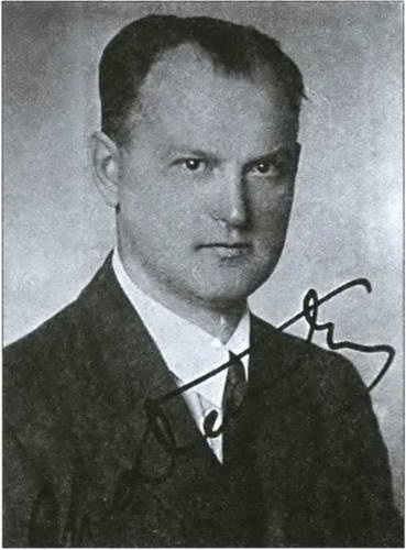 Иллюстрация к книге — Вацетис - Главком Республики [i_030.jpg]