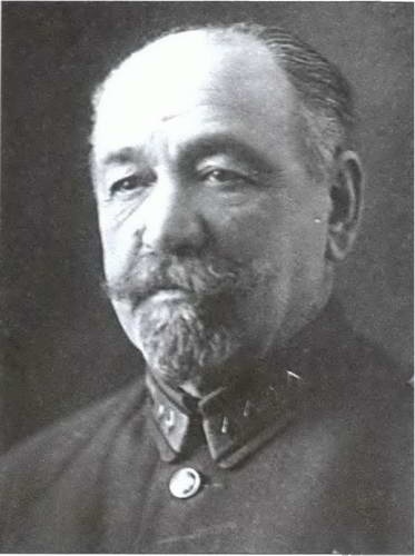 Иллюстрация к книге — Вацетис - Главком Республики [i_059.jpg]