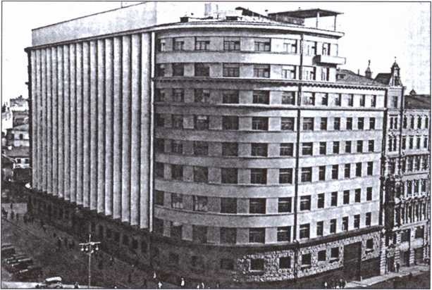 Иллюстрация к книге — Жизнь военный элиты. За фасадом благополучия. 1918-1953 гг. [i_023.jpg]