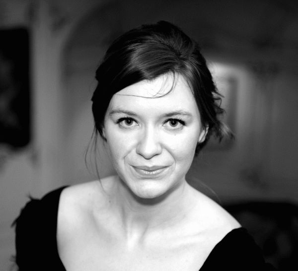 Иллюстрация к книге — Миссис Хемингуэй [i_001.jpg]