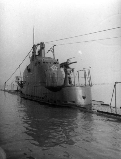 Иллюстрация к книге — Герои Черноморского Подплава [i_100.jpg]