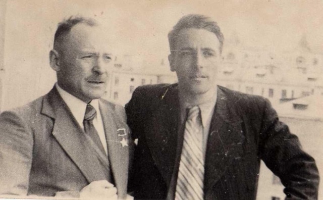 Иллюстрация к книге — Герои Черноморского Подплава [i_117.jpg]