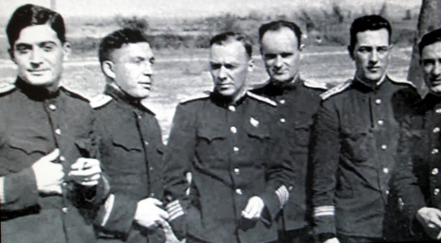 Иллюстрация к книге — Герои Черноморского Подплава [i_150.jpg]