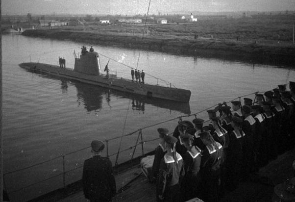 Иллюстрация к книге — Герои Черноморского Подплава [i_163.jpg]