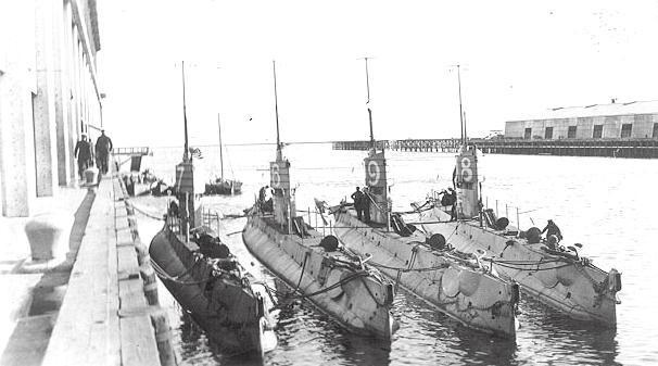 Иллюстрация к книге — Герои Черноморского Подплава [i_176.jpg]