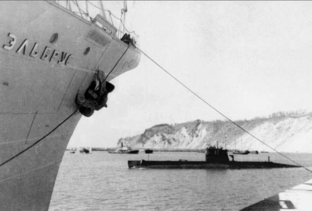 Иллюстрация к книге — Герои Черноморского Подплава [i_182.jpg]