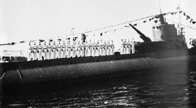 Иллюстрация к книге — Герои Черноморского Подплава [i_240.jpg]