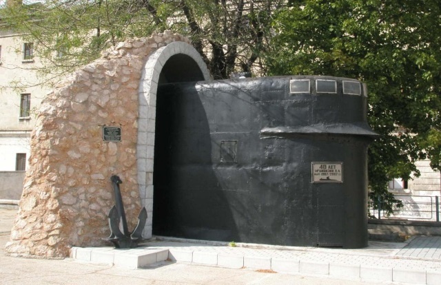 Иллюстрация к книге — Герои Черноморского Подплава [i_340.jpg]