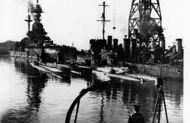 Иллюстрация к книге — Подводник-североморец Израиль Фисанович [i_104.jpg]