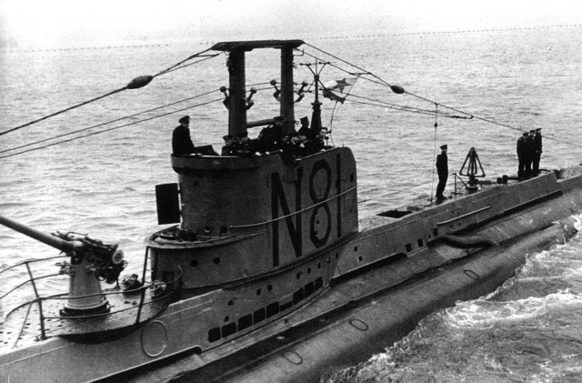 Иллюстрация к книге — Подводник-североморец Израиль Фисанович [i_110.jpg]