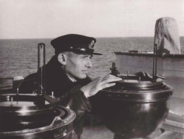 Иллюстрация к книге — Подводник-североморец Израиль Фисанович [i_122.jpg]