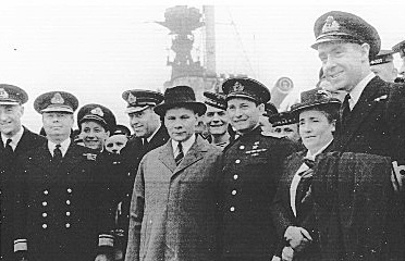 Иллюстрация к книге — Подводник-североморец Израиль Фисанович [i_151.jpg]