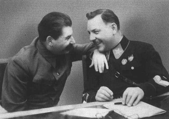 Иллюстрация к книге — Окружение Сталина [i_015.jpg]