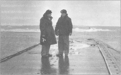 Иллюстрация к книге — Возмутители глубин. Секретные операции советских подводных лодок в годы холодной войны [_24.jpg]