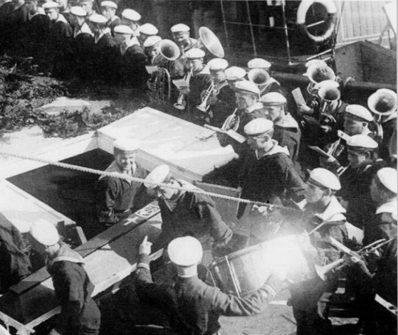 Иллюстрация к книге — Иностранные подводные лодки в составе ВМФ СССР [i_020.jpg]