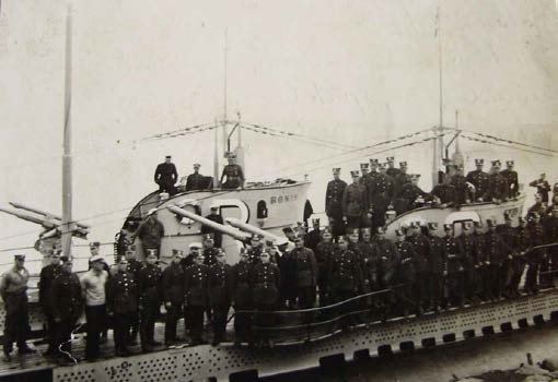 Иллюстрация к книге — Иностранные подводные лодки в составе ВМФ СССР [i_052.jpg]