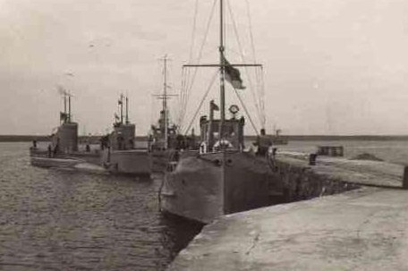 Иллюстрация к книге — Иностранные подводные лодки в составе ВМФ СССР [i_094.jpg]