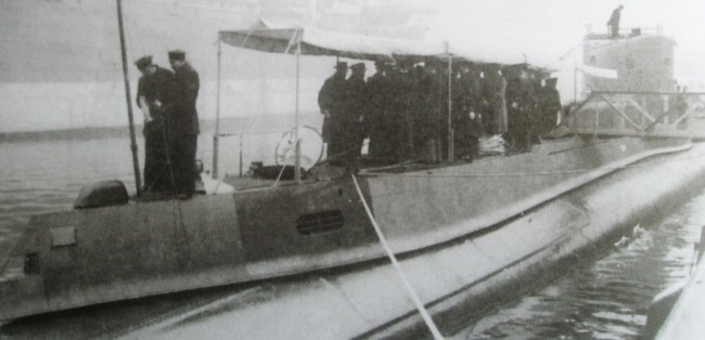 Иллюстрация к книге — Иностранные подводные лодки в составе ВМФ СССР [i_100.jpg]