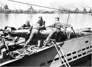 Иллюстрация к книге — Иностранные подводные лодки в составе ВМФ СССР [i_135.jpg]