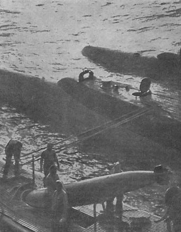 Иллюстрация к книге — Сильнее "божественного ветра". Эсминцы США. Война на Тихом океане [_07.jpg]