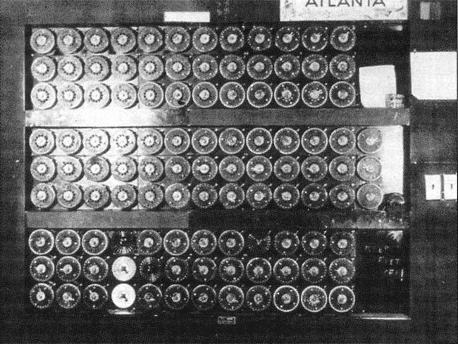 Иллюстрация к книге — Погоня за "Энигмой". Как был взломан немецкий шифр [i_029.jpg]