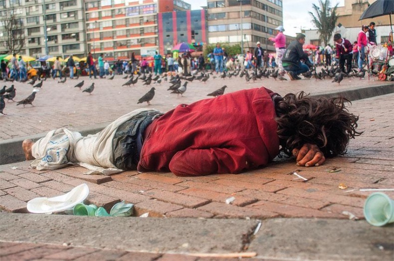 Иллюстрация к книге — Рома едет. Вокруг света без гроша в кармане [_101.jpg]