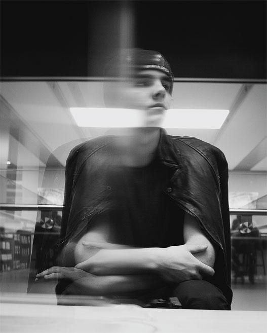 Иллюстрация к книге — Рома едет. Вокруг света без гроша в кармане [_87.jpg]