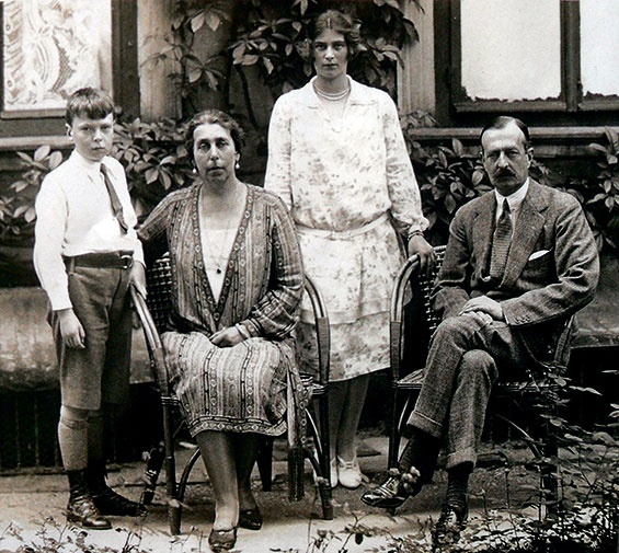 Иллюстрация к книге — Северный Часовой и другие сюжеты [i_056.jpg]