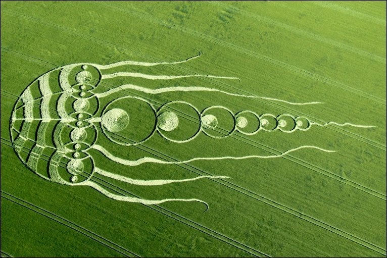 Иллюстрация к книге — Хроники необъяснимого [i_007.jpg]