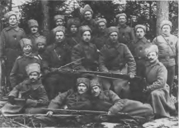 Иллюстрация к книге — "Пушечное мясо" Первой мировой. Пехота в бою [i_005.jpg]