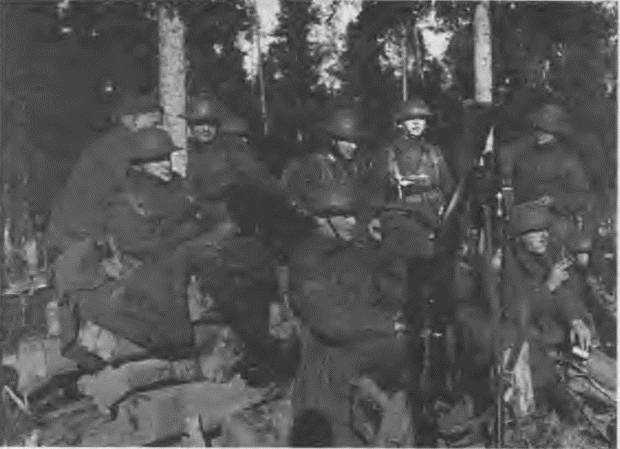 Иллюстрация к книге — "Пушечное мясо" Первой мировой. Пехота в бою [i_014.jpg]