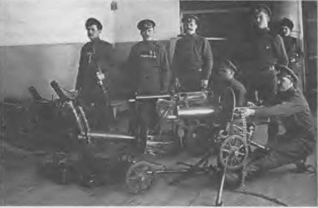 Иллюстрация к книге — "Пушечное мясо" Первой мировой. Пехота в бою [i_069.jpg]