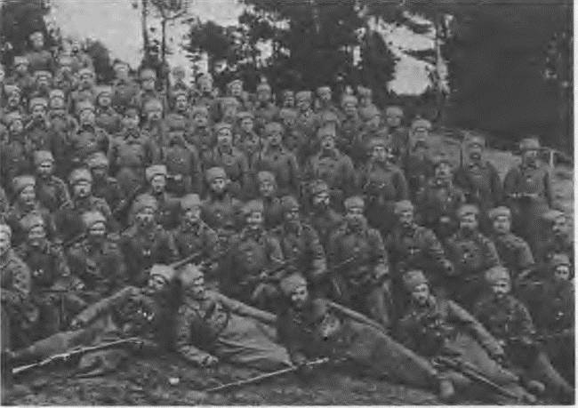 Иллюстрация к книге — "Пушечное мясо" Первой мировой. Пехота в бою [i_073.jpg]