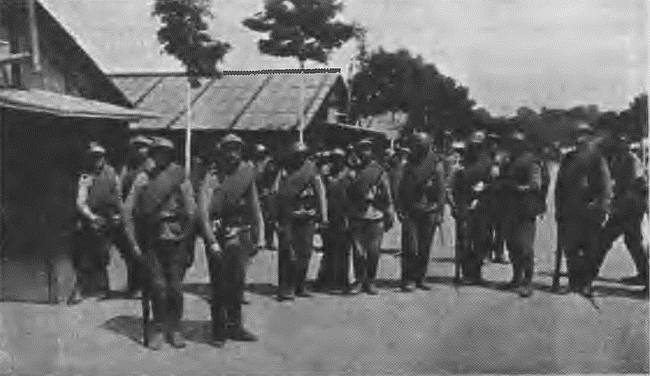 Иллюстрация к книге — "Пушечное мясо" Первой мировой. Пехота в бою [i_076.jpg]