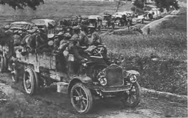 Иллюстрация к книге — "Пушечное мясо" Первой мировой. Пехота в бою [i_107.jpg]