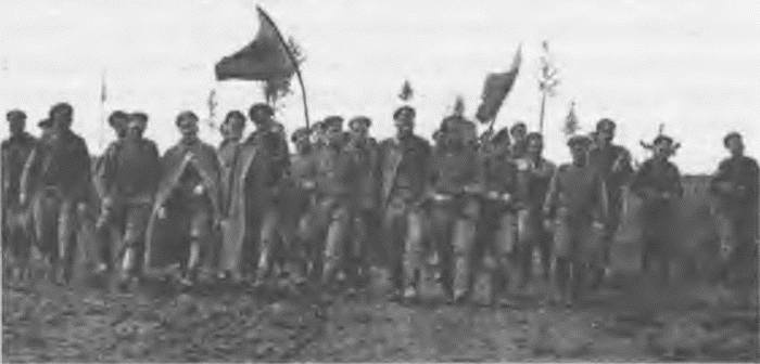 Иллюстрация к книге — "Пушечное мясо" Первой мировой. Пехота в бою [i_130.jpg]