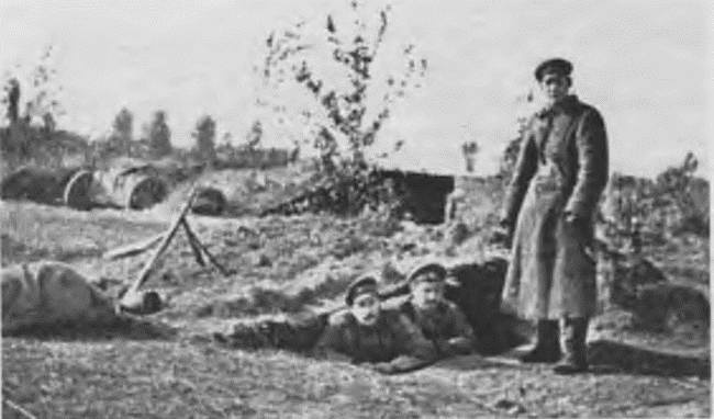 Иллюстрация к книге — "Пушечное мясо" Первой мировой. Пехота в бою [i_162.jpg]