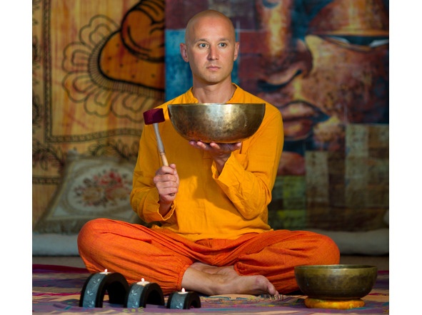 Иллюстрация к книге — Тибетские поющие чаши и универсальная энергия Рэйки [image2_55a5072409efcc9f2208fdc5_jpg.jpg]