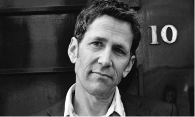 Иллюстрация к книге — Над осевшими могилами [i_001.jpg]