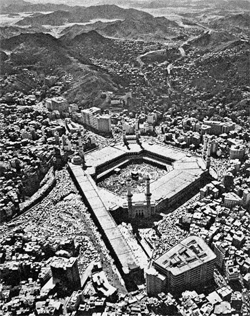 Иллюстрация к книге — Чудо света на Руси под Казанью. Как было на самом деле [i_010.jpg]