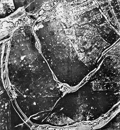 Иллюстрация к книге — Чудо света на Руси под Казанью. Как было на самом деле [i_055.jpg]