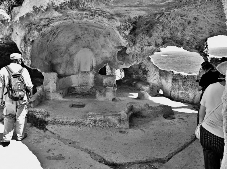 Иллюстрация к книге — Чудо света на Руси под Казанью. Как было на самом деле [i_246.jpg]