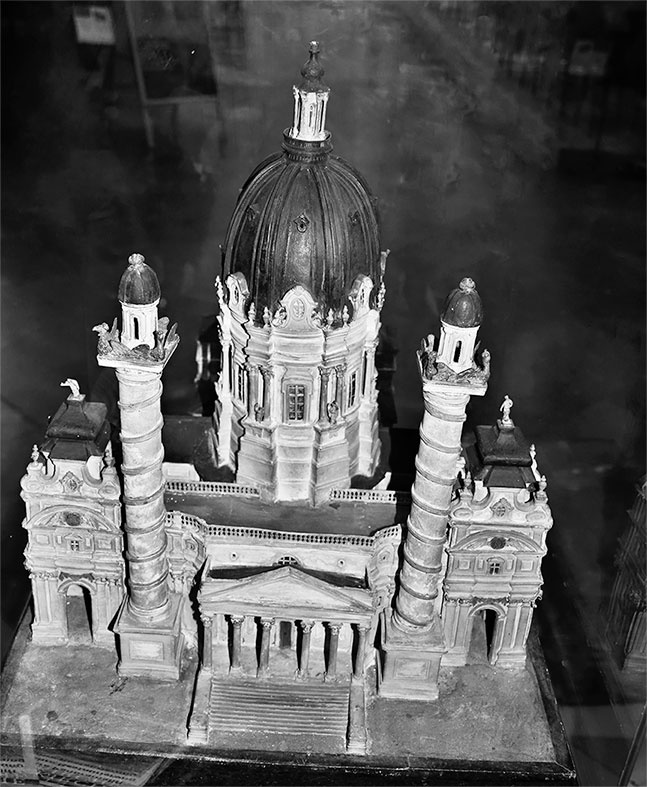 Иллюстрация к книге — Чудо света на Руси под Казанью. Как было на самом деле [i_298.jpg]