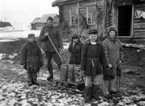 Иллюстрация к книге — НКВД и СМЕРШ против Абвера и РСХА [i_050.jpg]