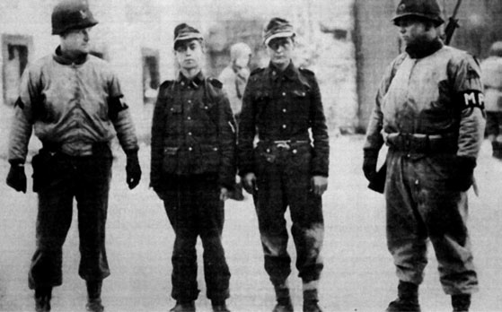 Иллюстрация к книге — НКВД и СМЕРШ против Абвера и РСХА [i_054.jpg]