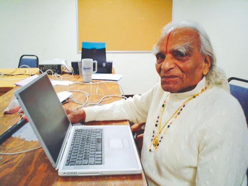 Иллюстрация к книге — Основы йоги. Все, что нужно для самостоятельных занятий [i_003.jpg]